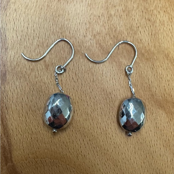 Morganne Bello Elegant white gold cushion pendant Earrings - Picture 1 of 5